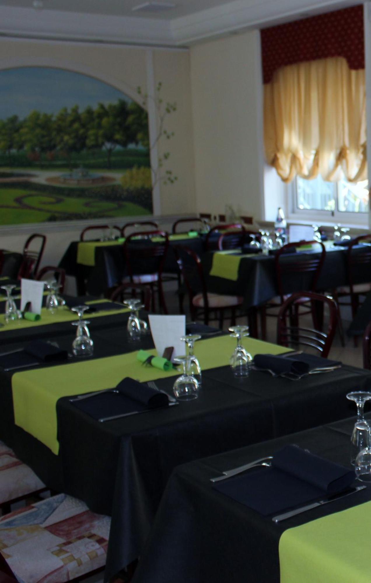 Hotel Bella Igea Белларія-Іджеа-Марина Екстер'єр фото
