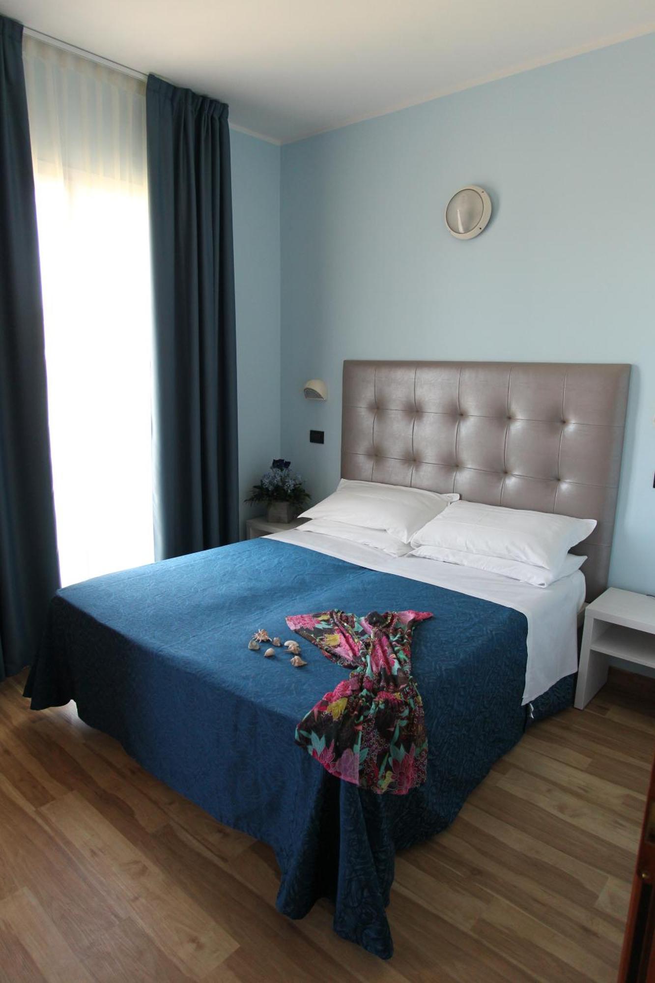 Hotel Bella Igea Белларія-Іджеа-Марина Номер фото