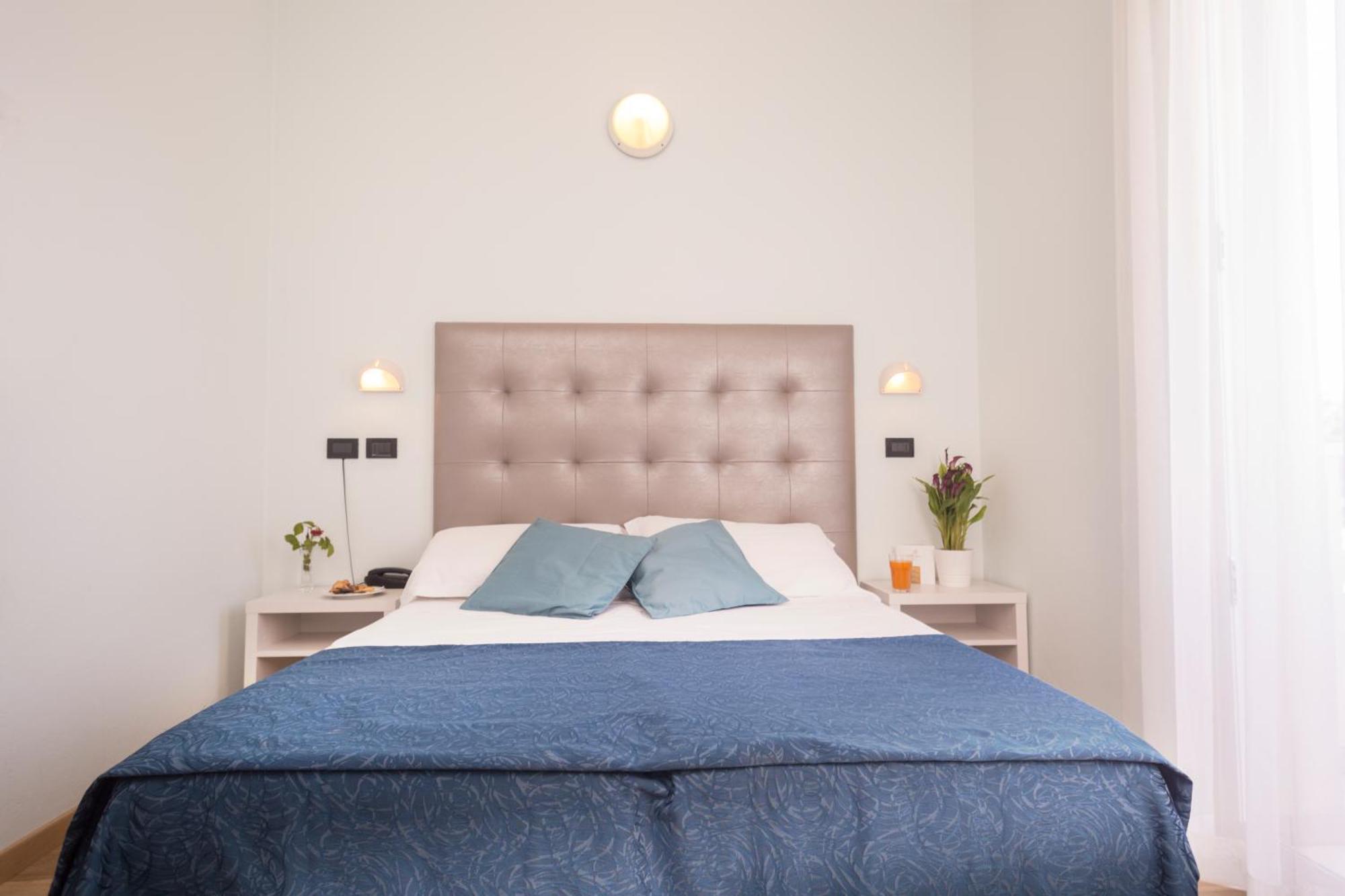 Hotel Bella Igea Белларія-Іджеа-Марина Екстер'єр фото